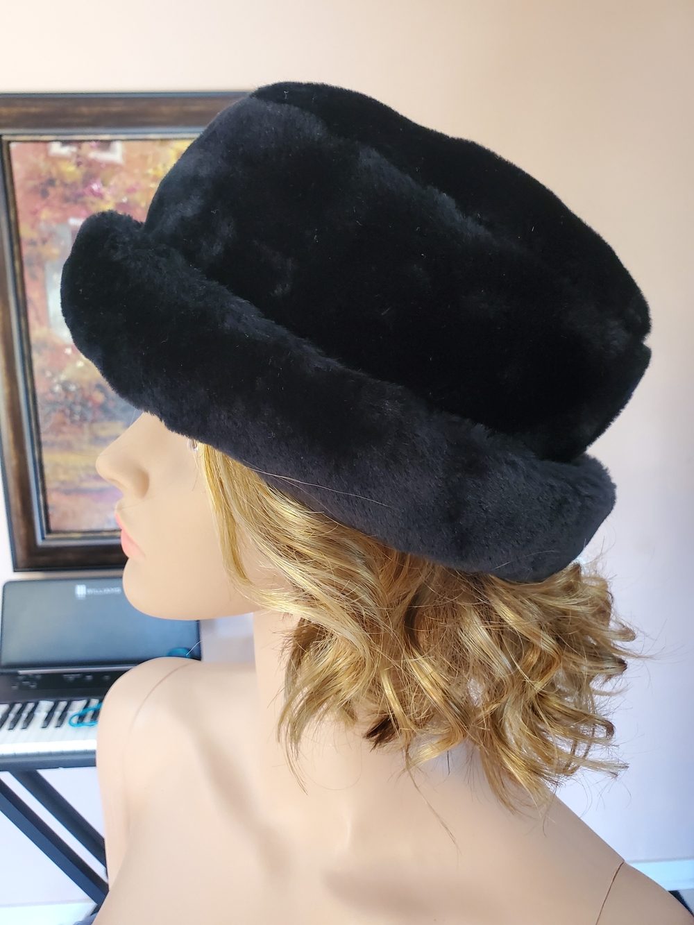Toppers Inc Black Faux Fur Bucket Hat - Women's Winter Hat NWT
